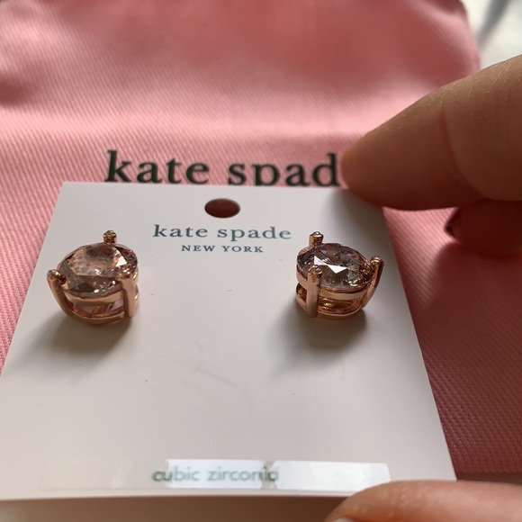 Kate Spade ♠️ Rose patten Rise and Shine rose and cubic zirconia raised studs - Picture 2 of 7